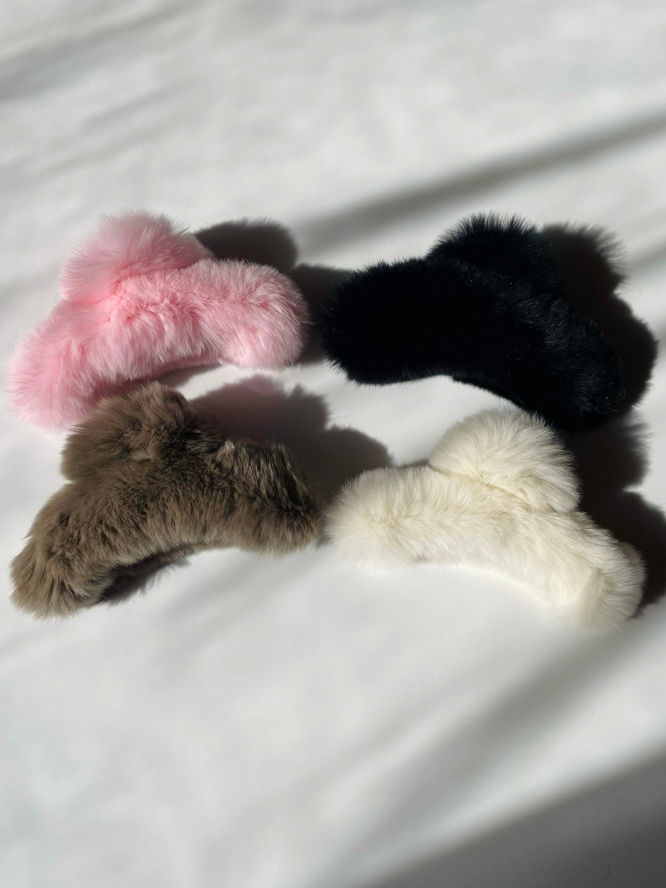 XL Fluffy Claw Clips