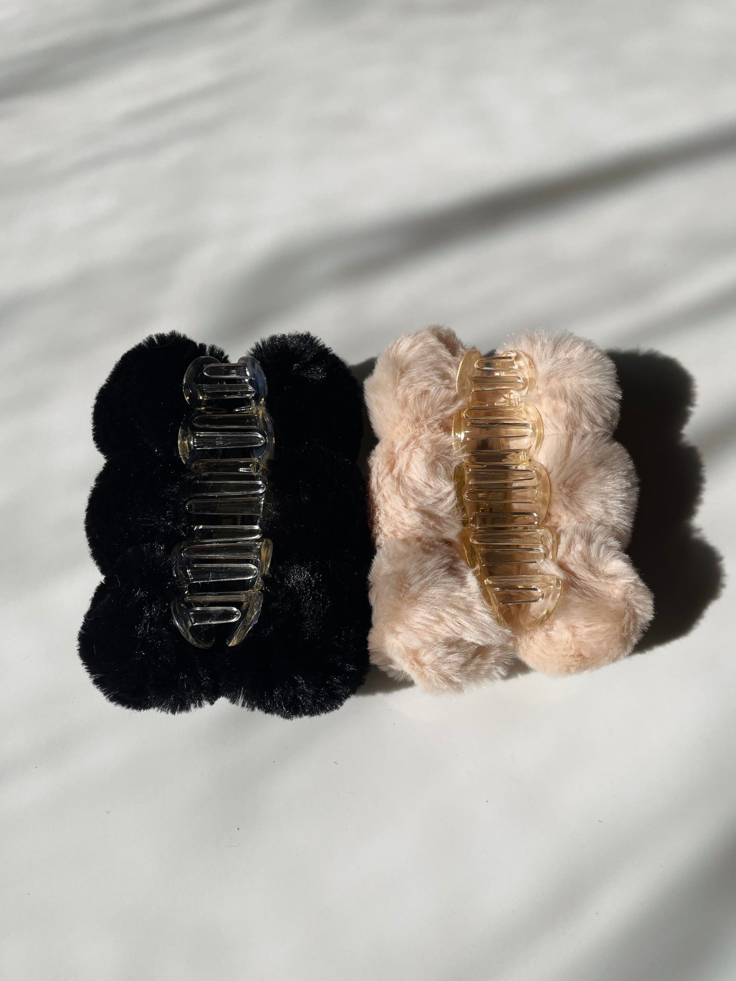 Bubble Fluffy Claw Clips